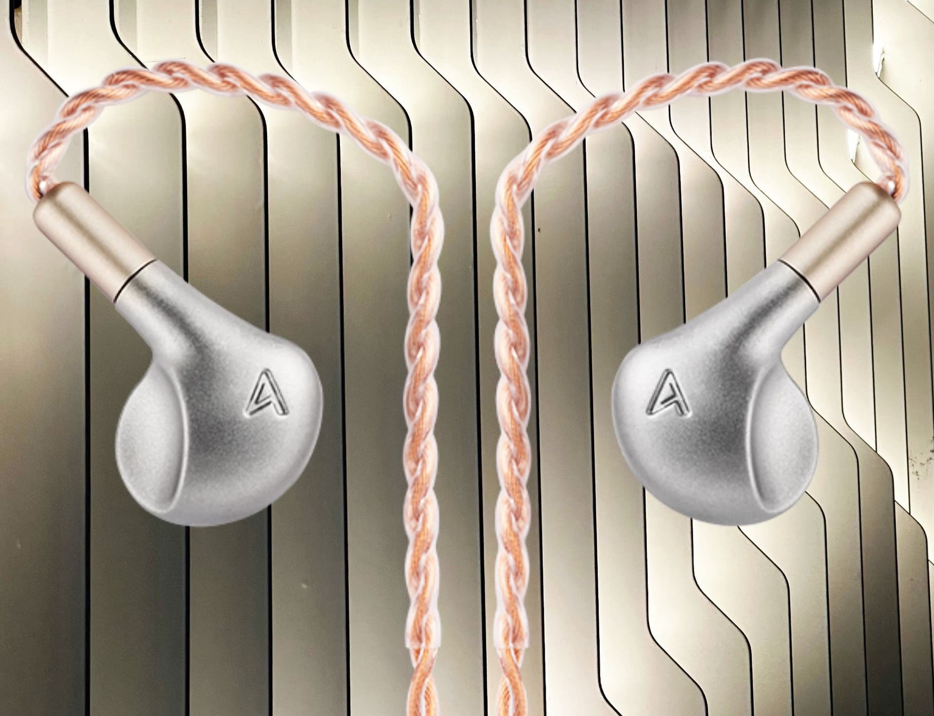 Astell & Kern Unveils the Luna: Premium In-Ear Headphones for Audiophiles