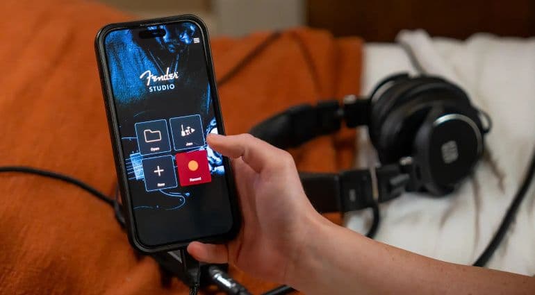 Fender Studio: A New Cross-Platform Multitrack Recording Solution
