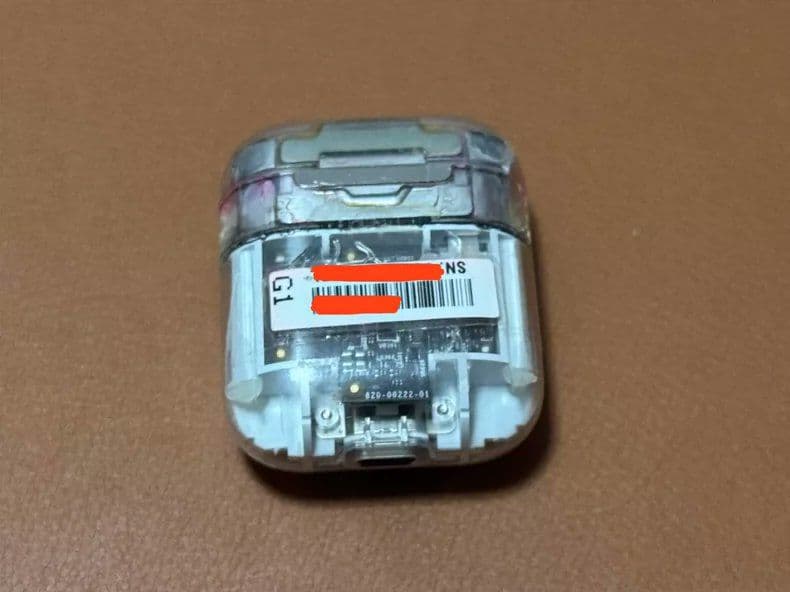 Apple Showcases Transparent AirPods Charging Case in Leak