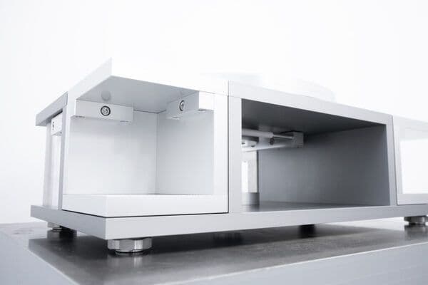 Yukiseimitsu Audio Releases the Empathy AP-01 EM: A Customizable Vinyl Turntable
