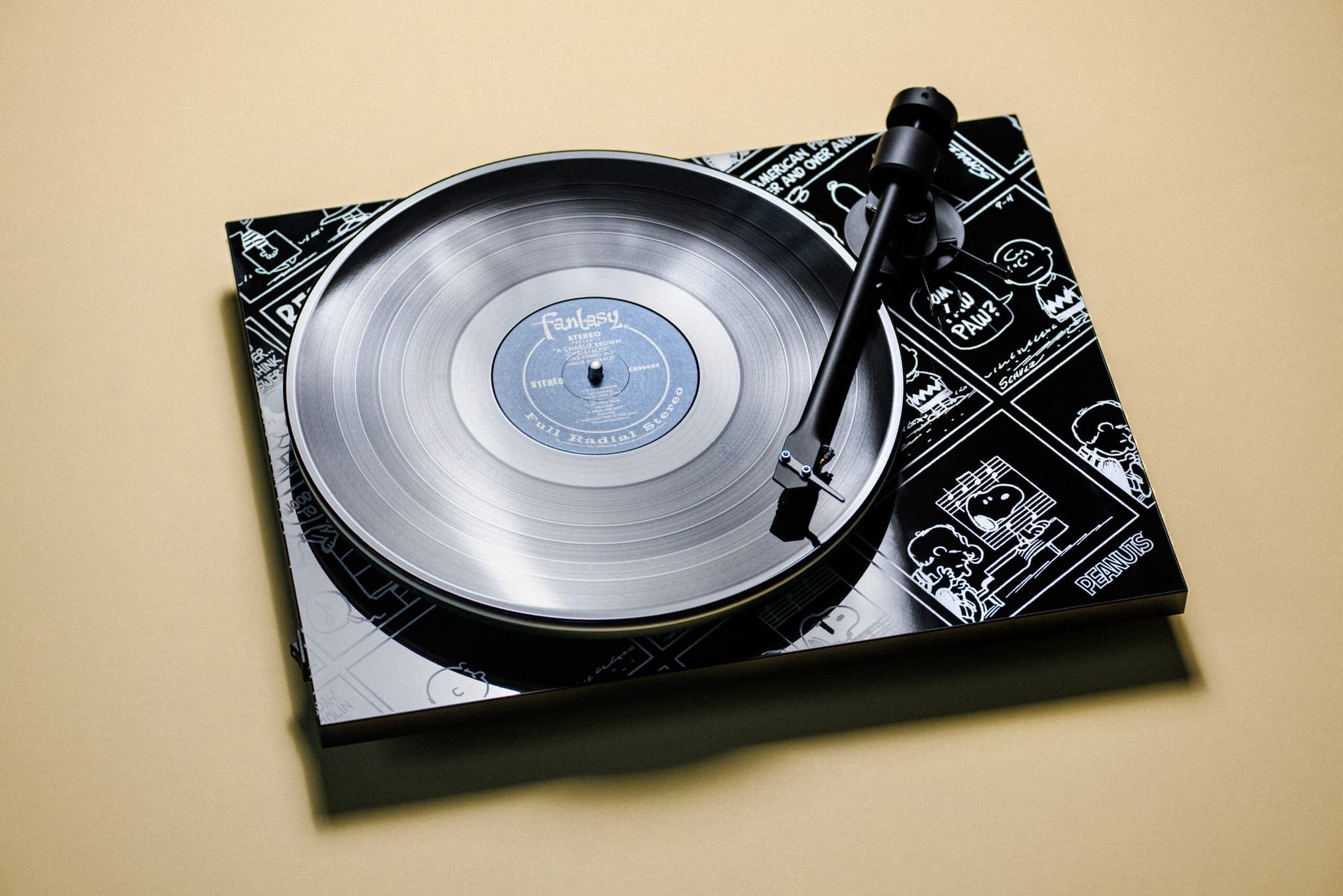 Pro-Ject Audio Systems Unveils Peanuts-Themed Turntable Celebrating 75th Anniversary