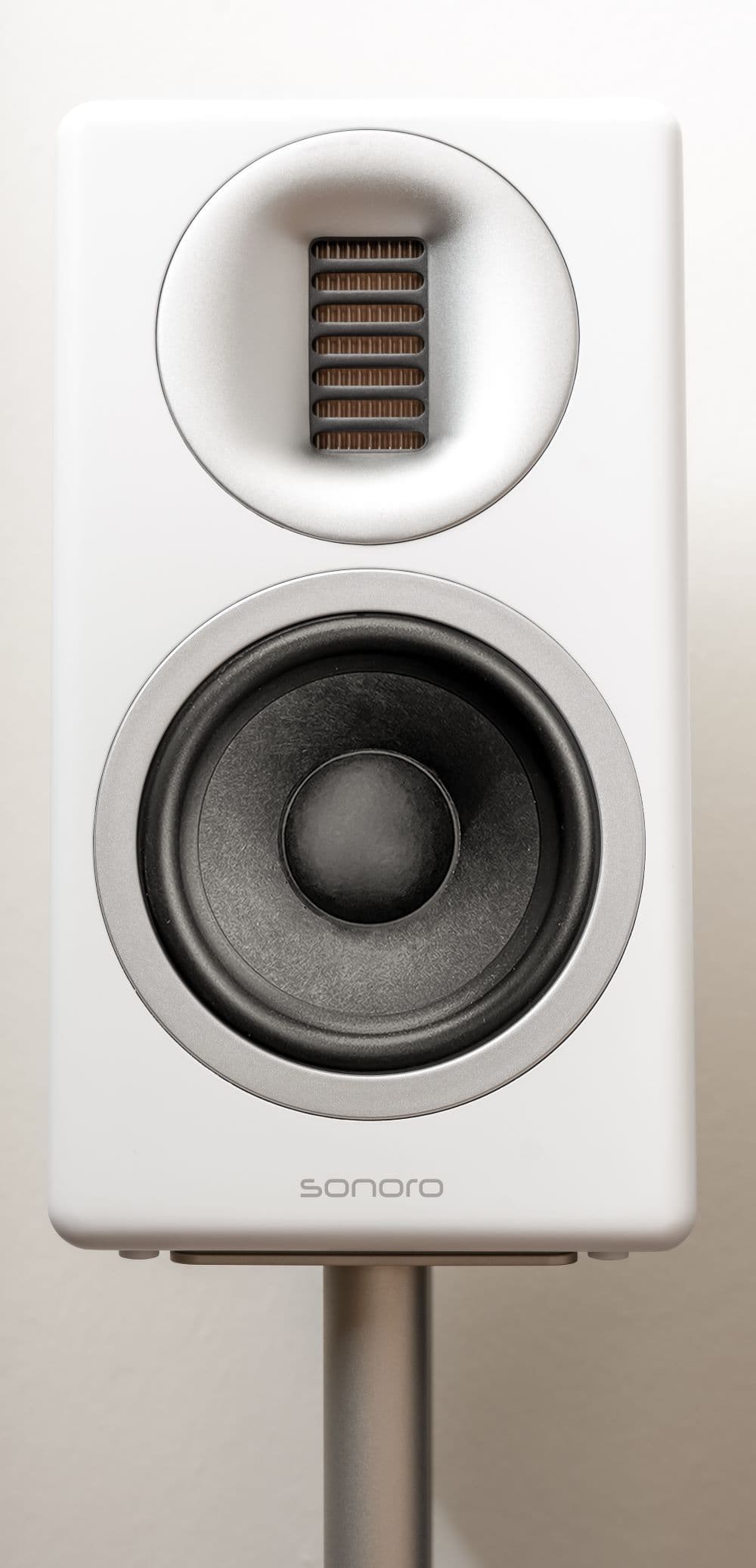Sonoro Reveals Orchestra Slim Gen. 2: Advanced Speaker Technology Tailored for Compact Spaces