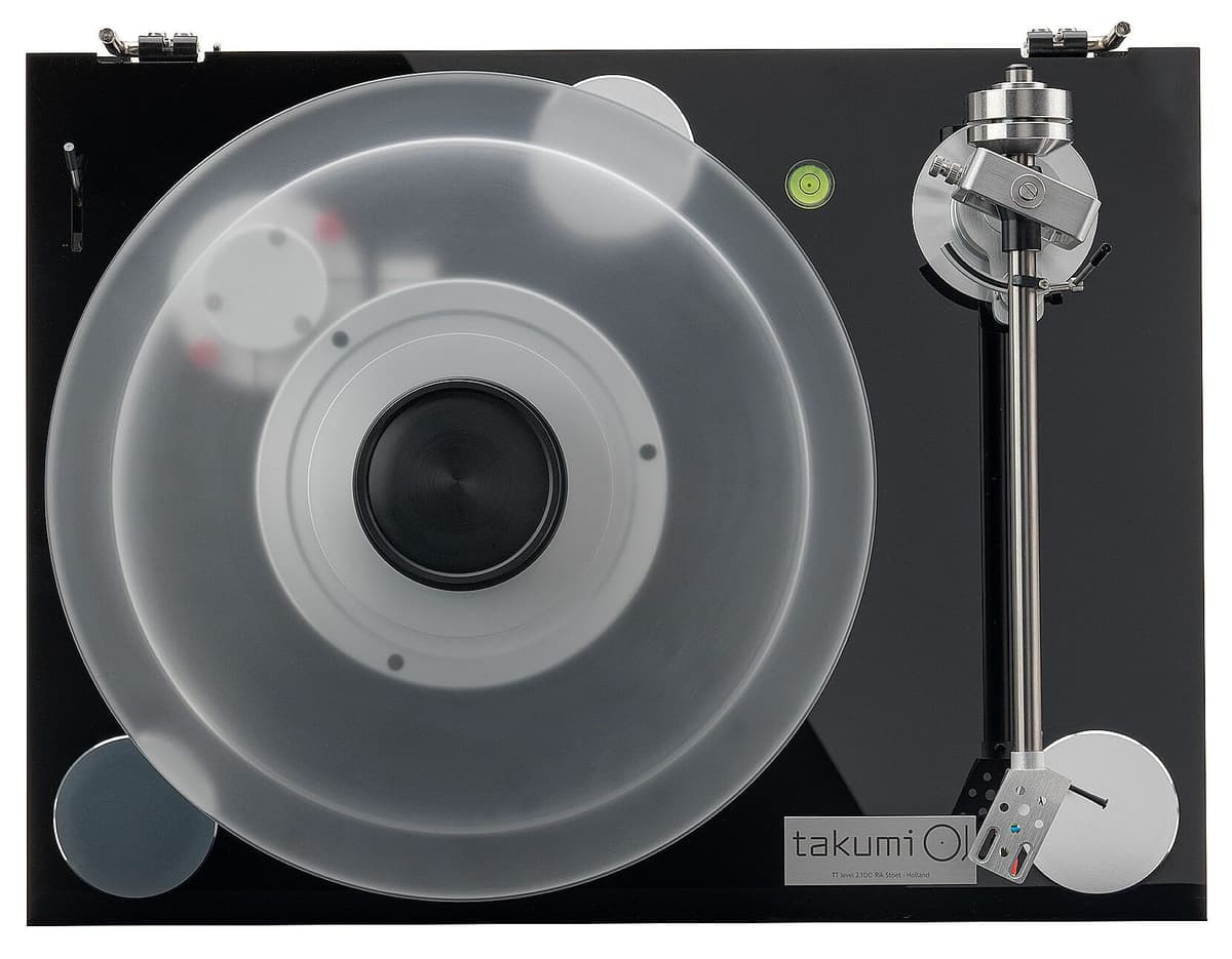 Takumi 2.1DC Vinyl Record Player: A Pinnacle of Audiophile Playback