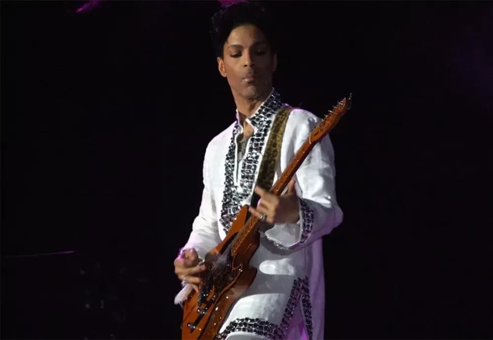 El legado de las canciones icónicas de Prince experimenta un auge en transmisiones tras episodio de Stranger Things
