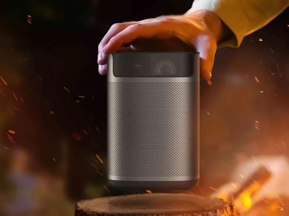 Xgimi Launches Compact MoGo 2 Pro Projector with Google TV at CES 2026