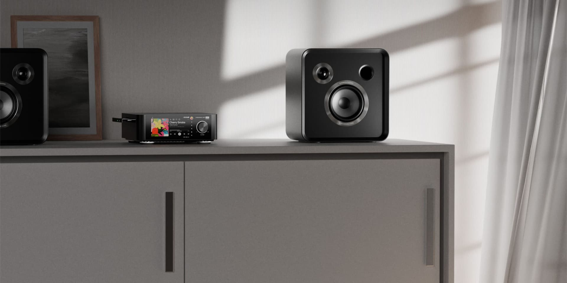 Eversolo SE100: Compact Bookshelf Speaker Featuring Innovative Precision Acoustic Technology