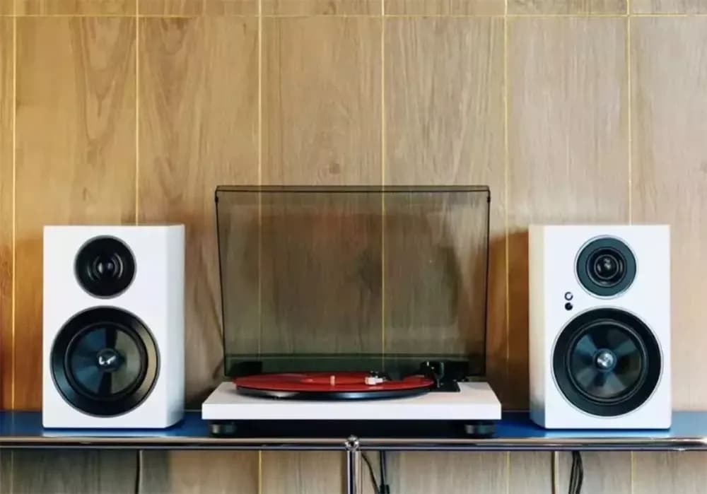 Jamo C707PA MkII Active Bookshelf Speaker Launched in Five Colors