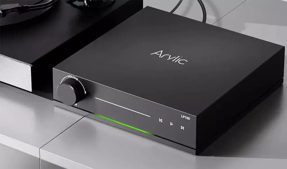 Arylic LP100: Compact Audio Streamer with Integrated Phono Preamp