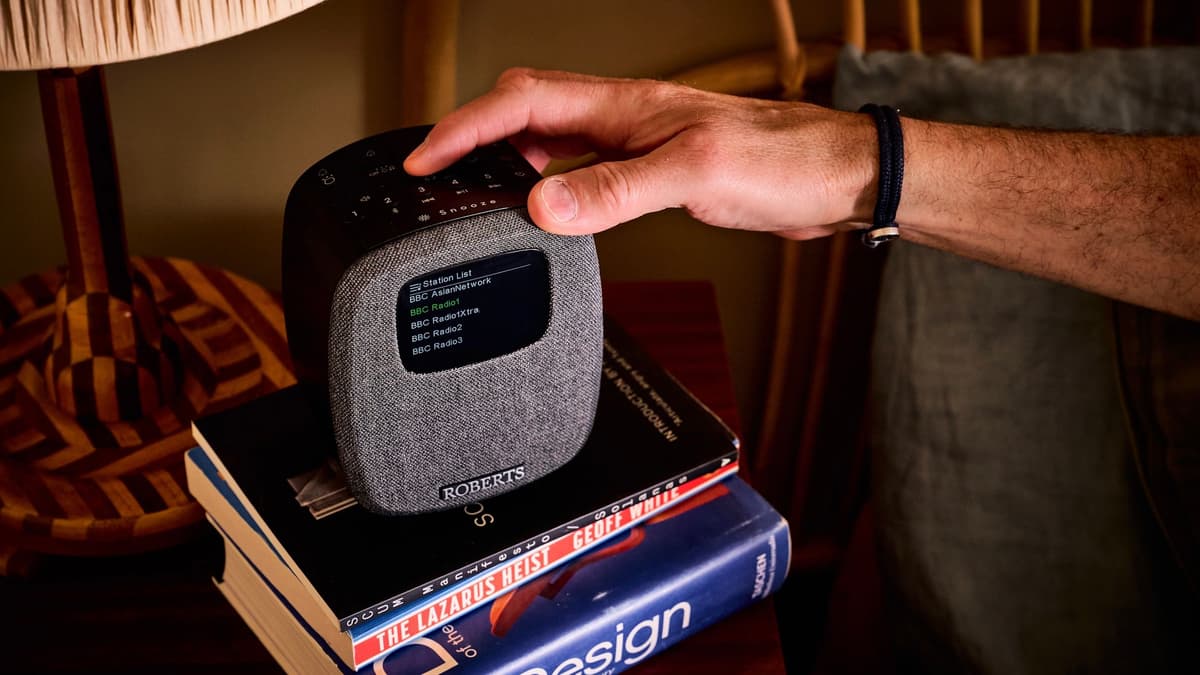 Roberts Revamps Style with the Modern Ortus 5 Bedside Radio