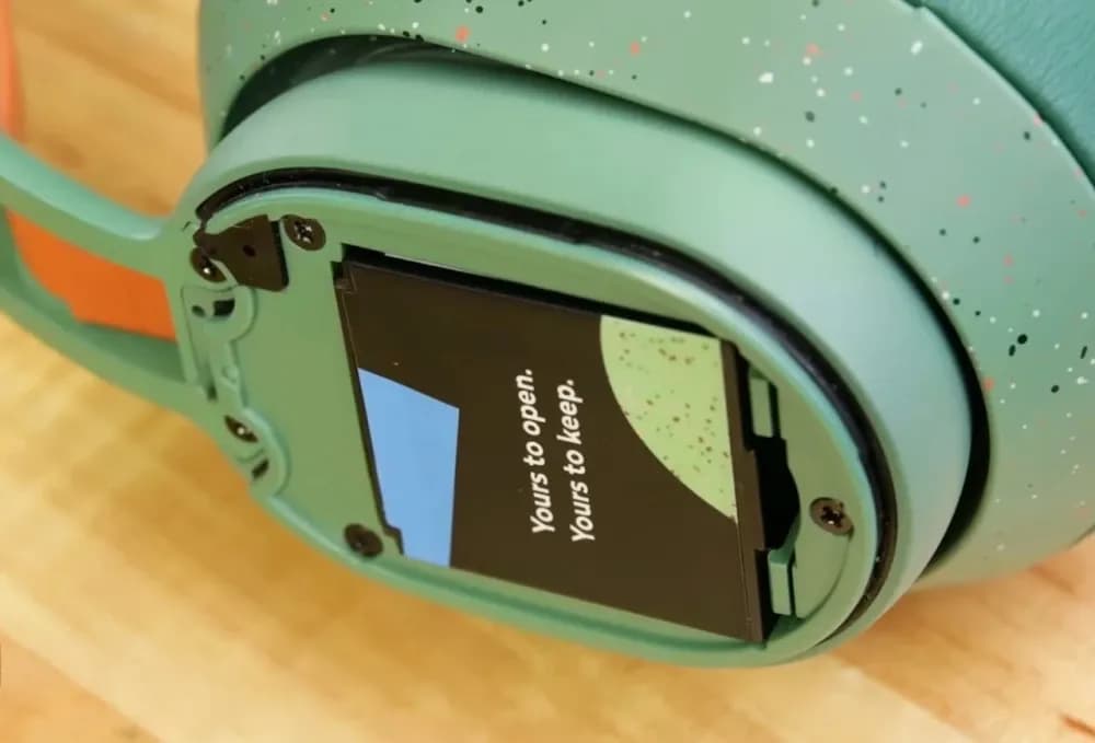 Experts at iFixit Showcase the Ease of Repairing the Updated Fairbuds XL Headphones