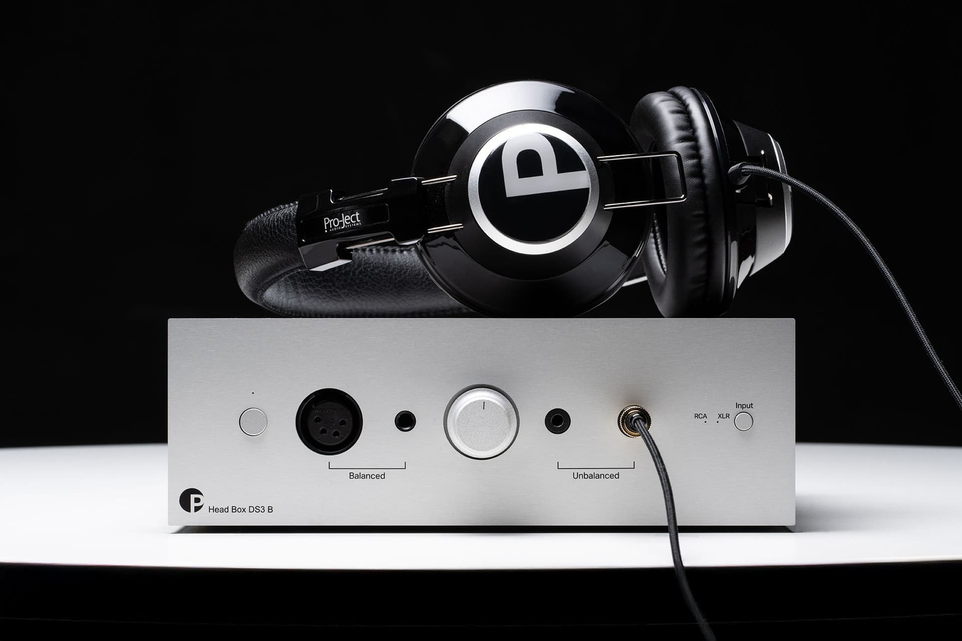 Pro-Ject Head Box DS3 B: Elevating Audiophile Experiences