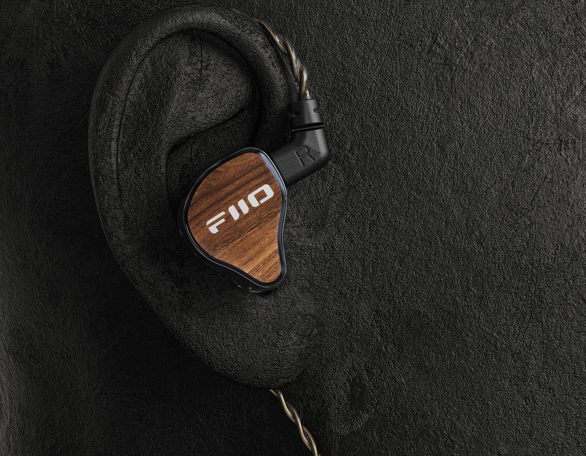 FIIO Releases JH13 Black In-Ear Monitor with Zebrawood Faceplate Featuring Hybrid DD and BA Drivers