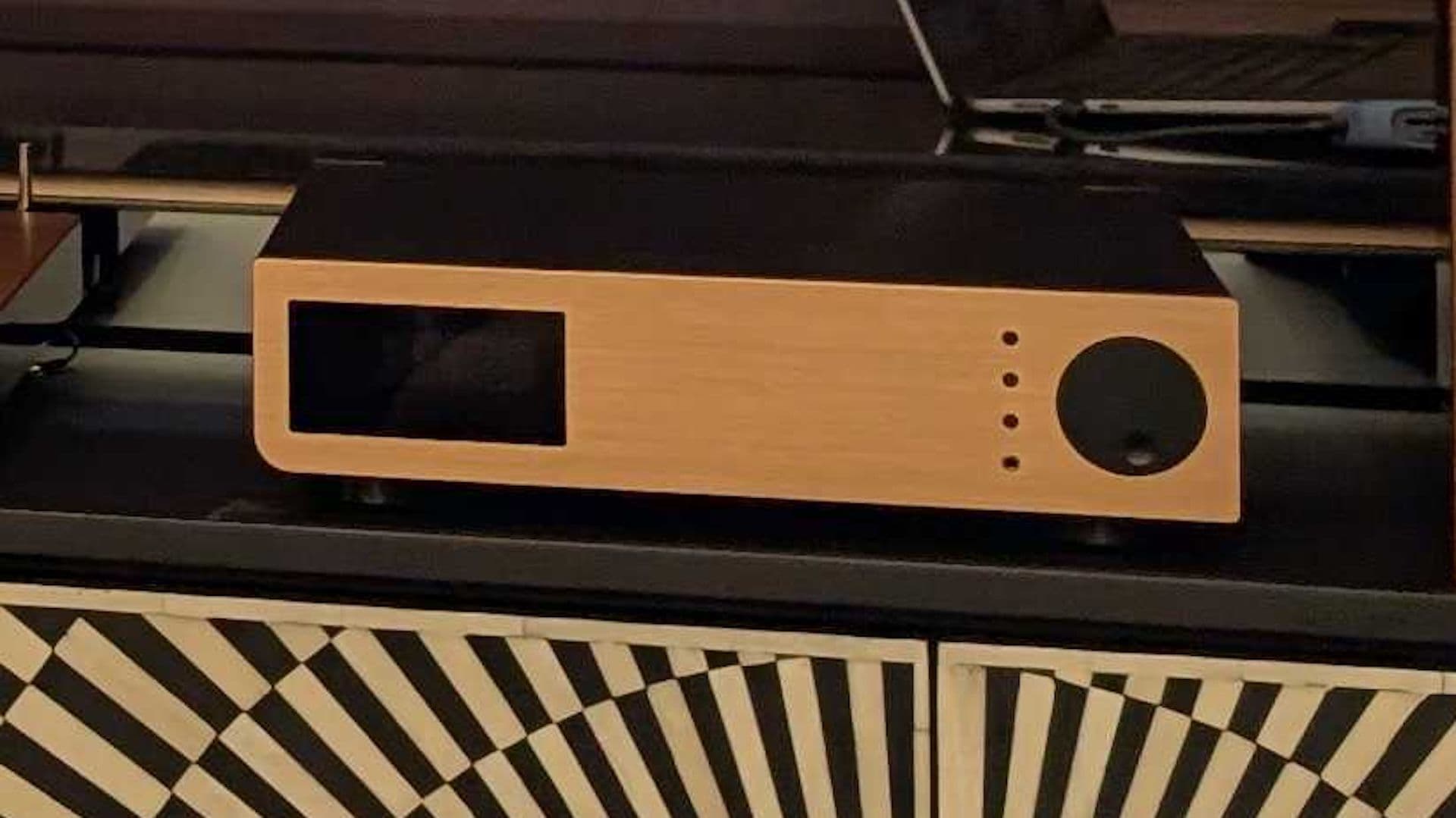 AVM Audio Marks 40th Anniversary With Inspiration Series Bronze Edition AS 2.3 and CS 2.3