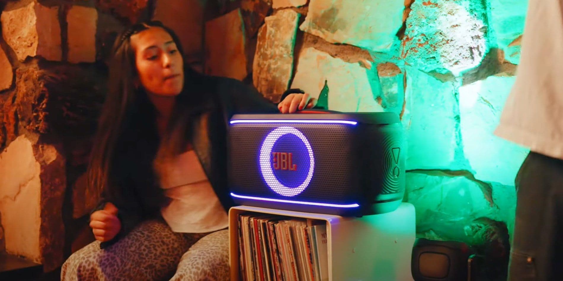 JBL Partybox On-The-Go 2 Revealed – Compact Karaoke and Lightshow Speaker