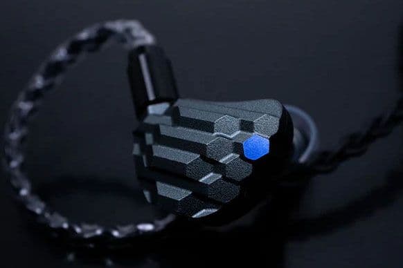 Sloflo MS001GM Wired Earphones: Launch by Nippon Dics Featuring High-Resolution Sound