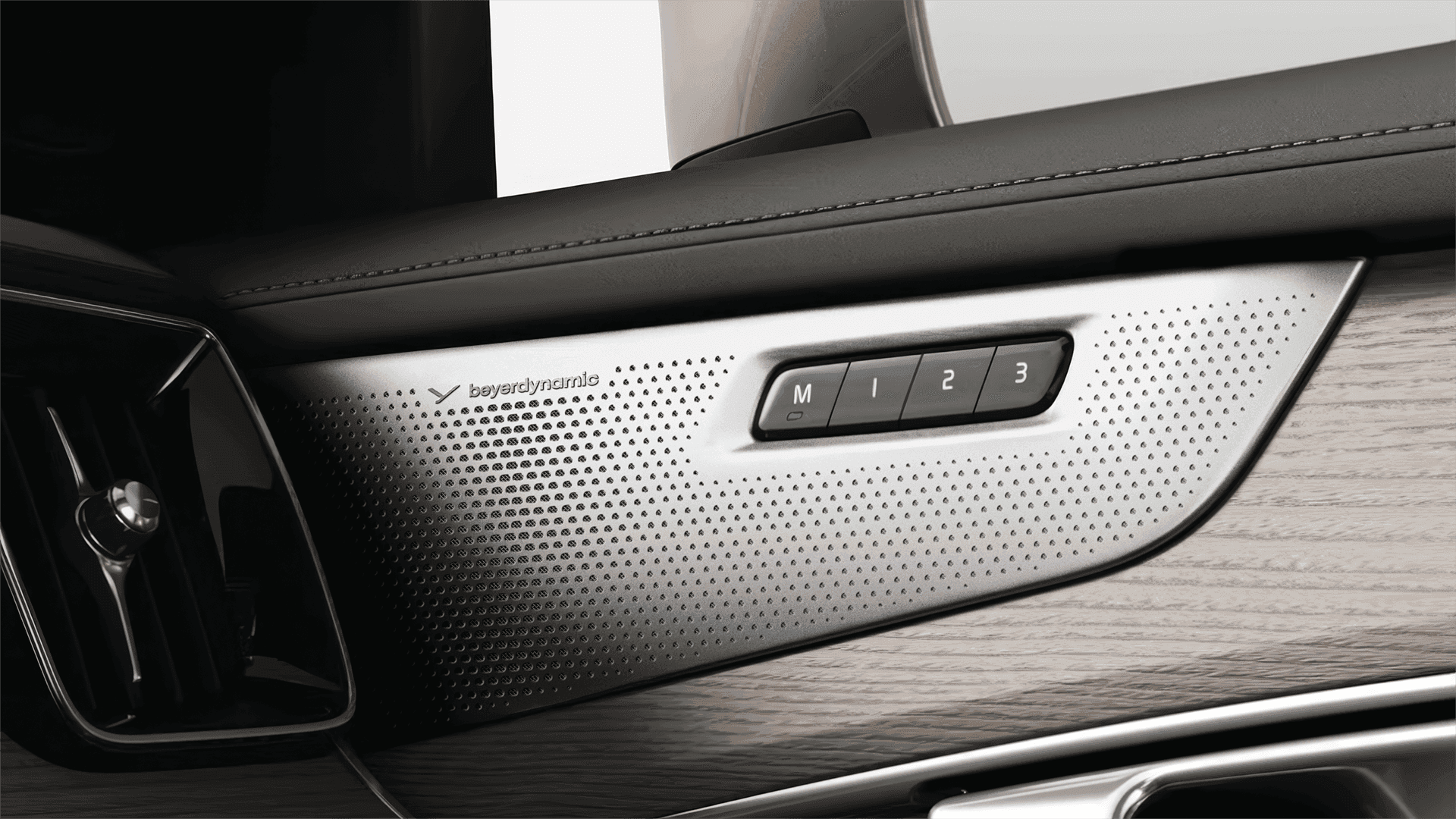 Arkamys and Beyerdynamic Collaborate on Automotive Audio Innovations