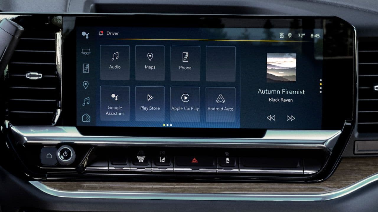 GM Discontinues Apple CarPlay and Android Auto for Future Models