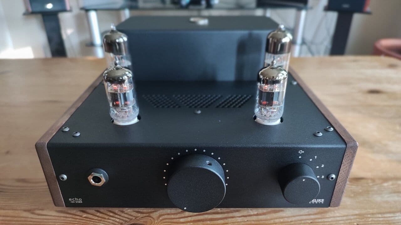 Feliks Audio Echo Vibe Tube Headphone Amplifier: A New Dimension in Music