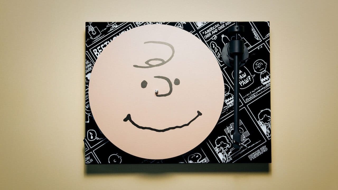 Pro-Ject Launches Limited Edition Peanuts Turntable - Celebrating Nostalgia and High-Fidelity.