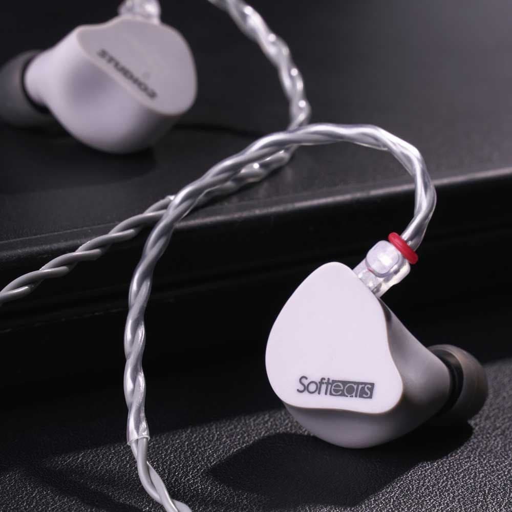 Professional Monitoring Earphones STUDIO 2 Launch on December 27