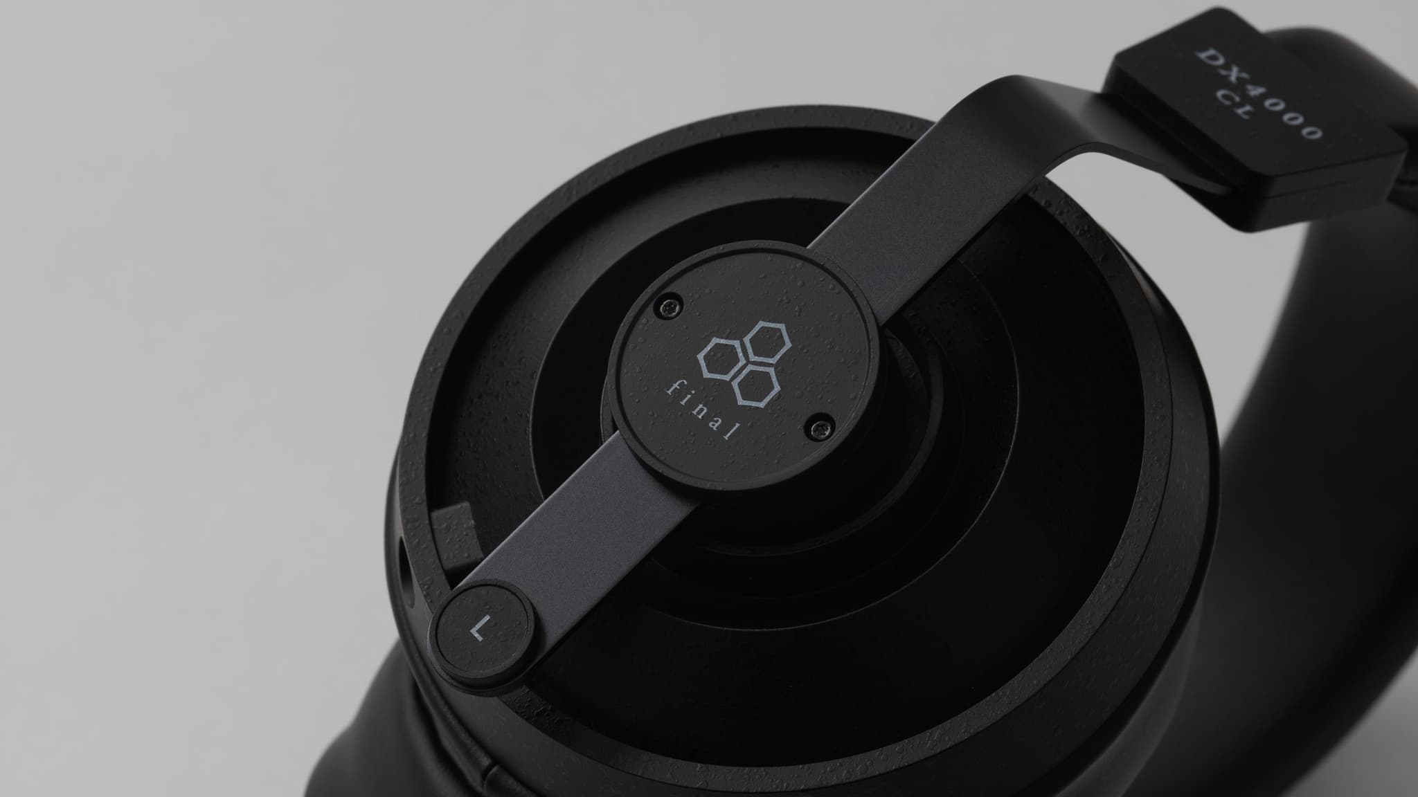 Final Audio DX4000CL Closed-Back Headphones Promise Open-Back Sound with New 40mm Paper-Carbon Driver