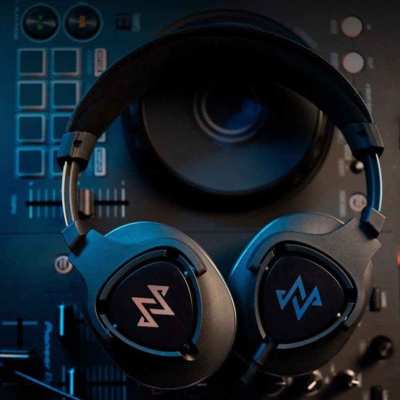 NF ACOUS Launches NH20 Professional Monitoring Headphones