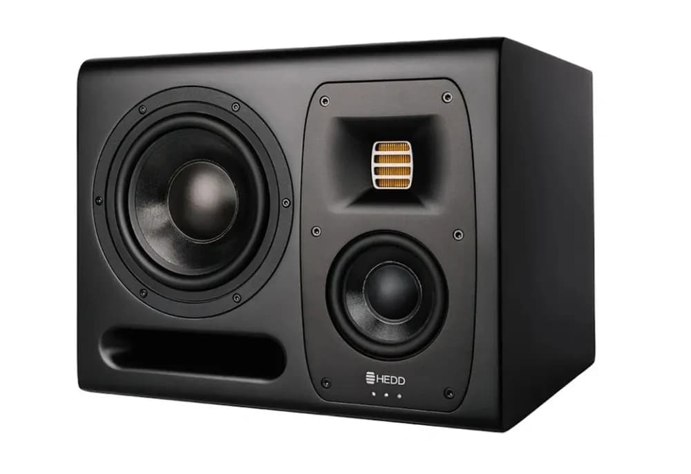 HEDD Audio Type 20 A-Core: Advanced Three-Way Studio Monitors Unveiled