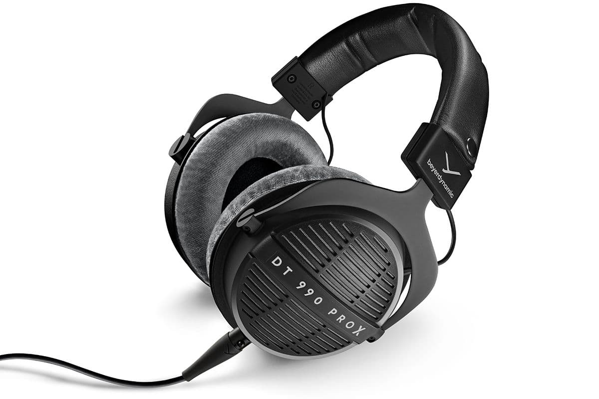 Beyerdynamic Introduces DT 770 PRO X and DT 990 PRO X Monitoring Headphones: Advancing Studio Standards