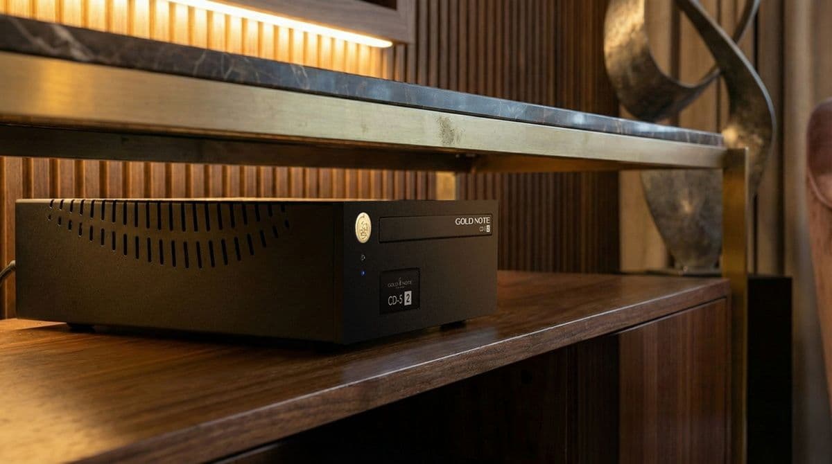Gold Note CD-5.2 Compact Disc Player with AKM AK4493 DAC, Balanced Outputs and Integrated Volume Control