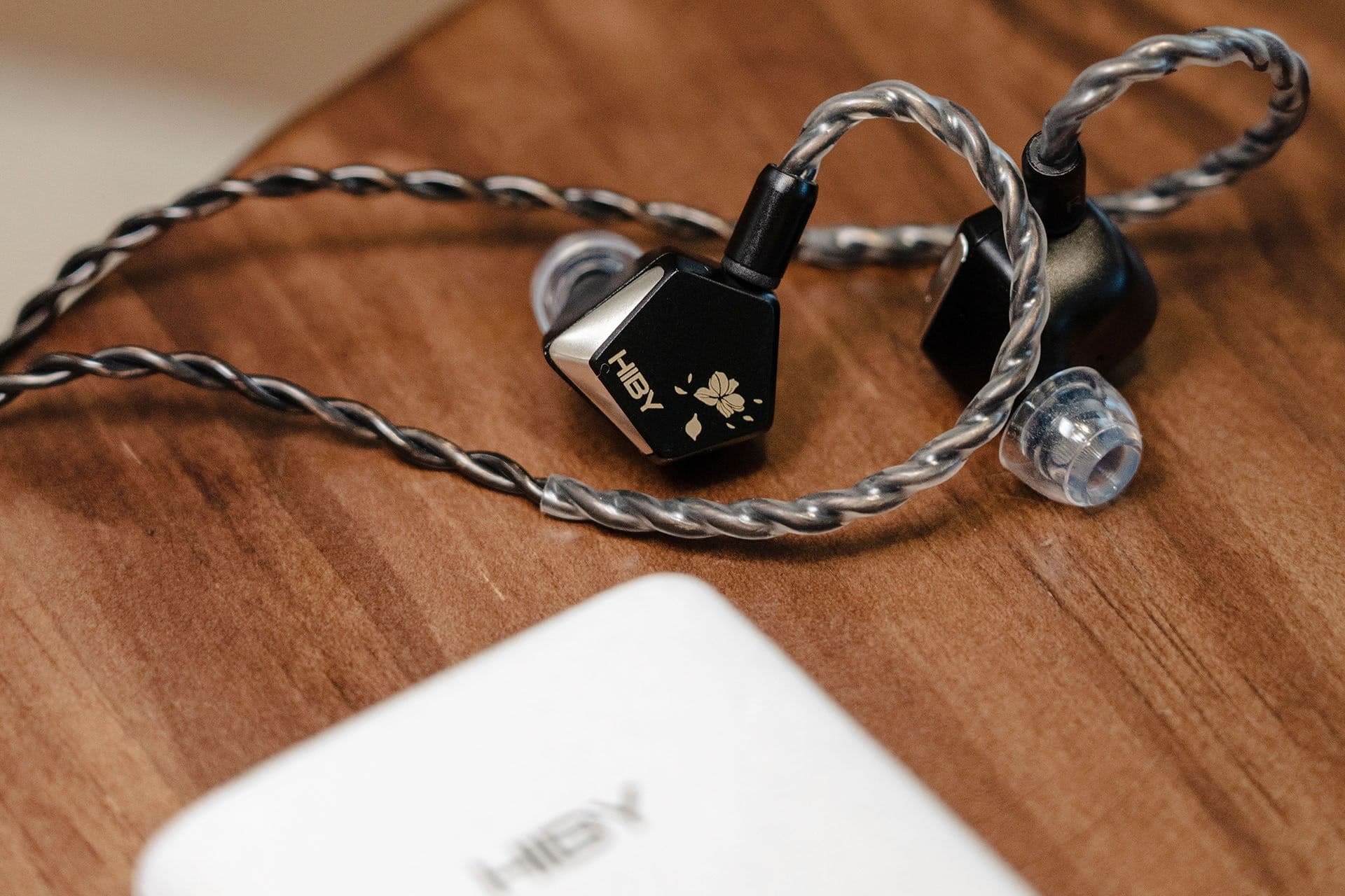 Limited Edition Earphones Project Ace JP from HiBy Launched