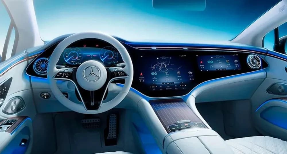 Samsung Display Secures Exclusive OLED Deal for Mercedes-Maybach S-Class