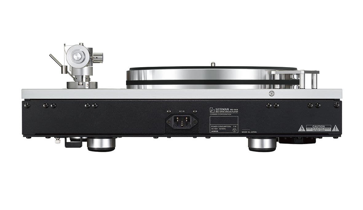 Luxman PD-191A Turntable: A Blend of Vintage Aesthetics and Modern Technology