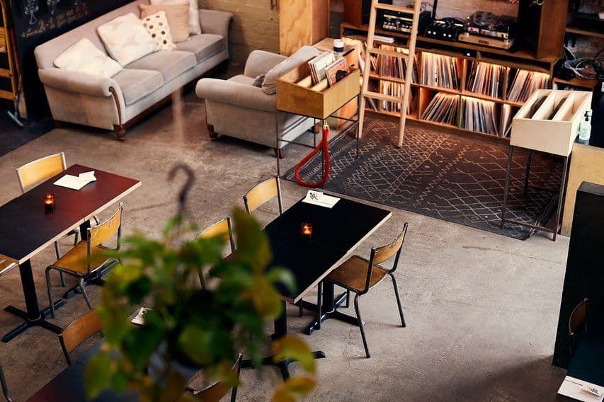 Jumbi: A Fusion of Caribbean Spirit and Hi-Fi Sound in Peckham, London