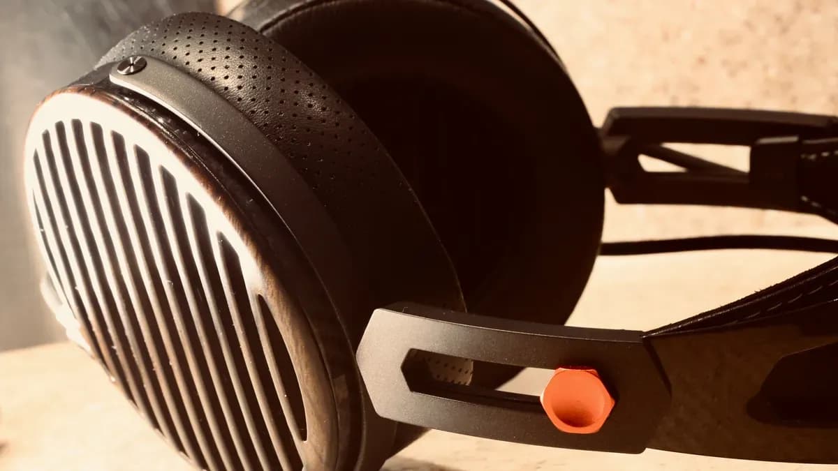 FiiO Launches FT7 Planar Headphones with Ultra-Thin 1µm Membrane