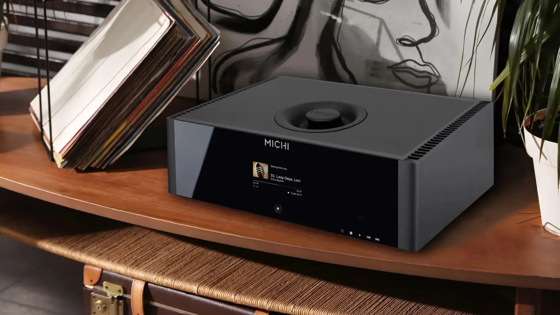 Rotel Unveils Enhanced Michi Q5 Transport DAC, Available March 2025