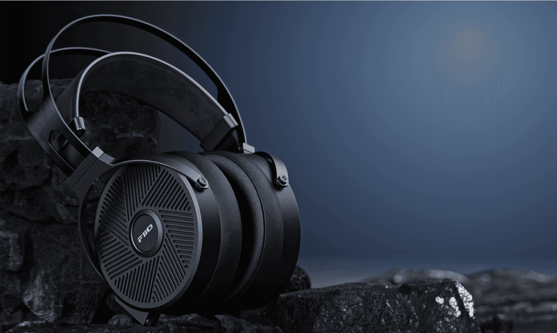FiiO Unleashes High Sensitivity Audio with the New FT5 Planar Magnetic Headphones