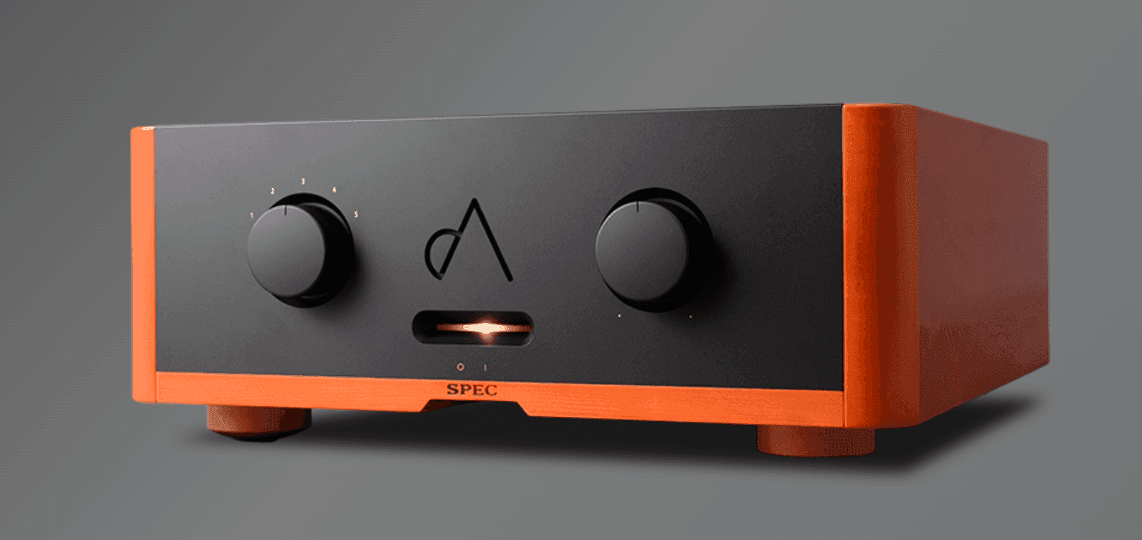 SPEC RSA EX1000 Amplifier Built Like a Musical Instrument