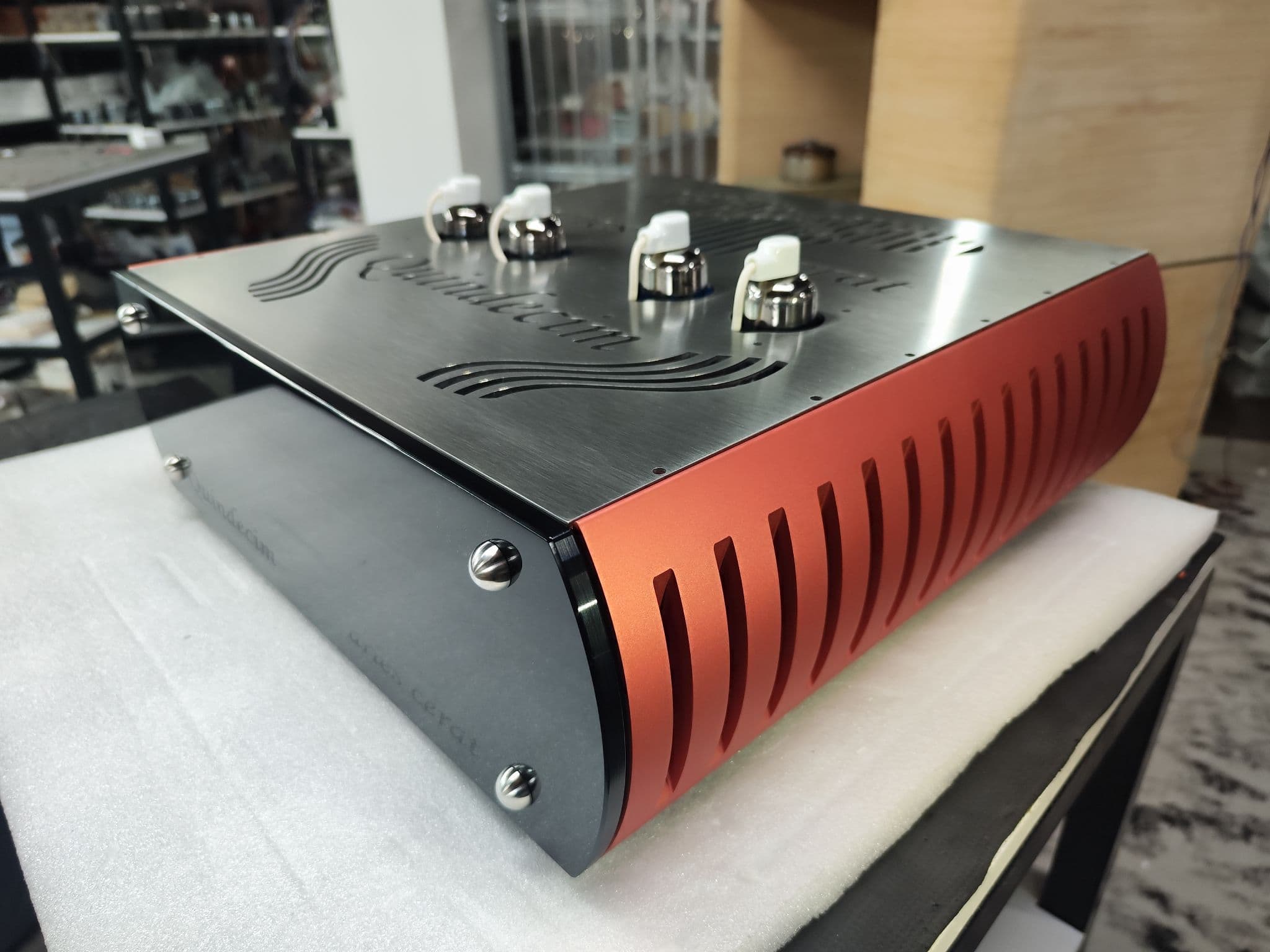 Aries Cerat Unveils the Quindecim Amp on its 15th Anniversary