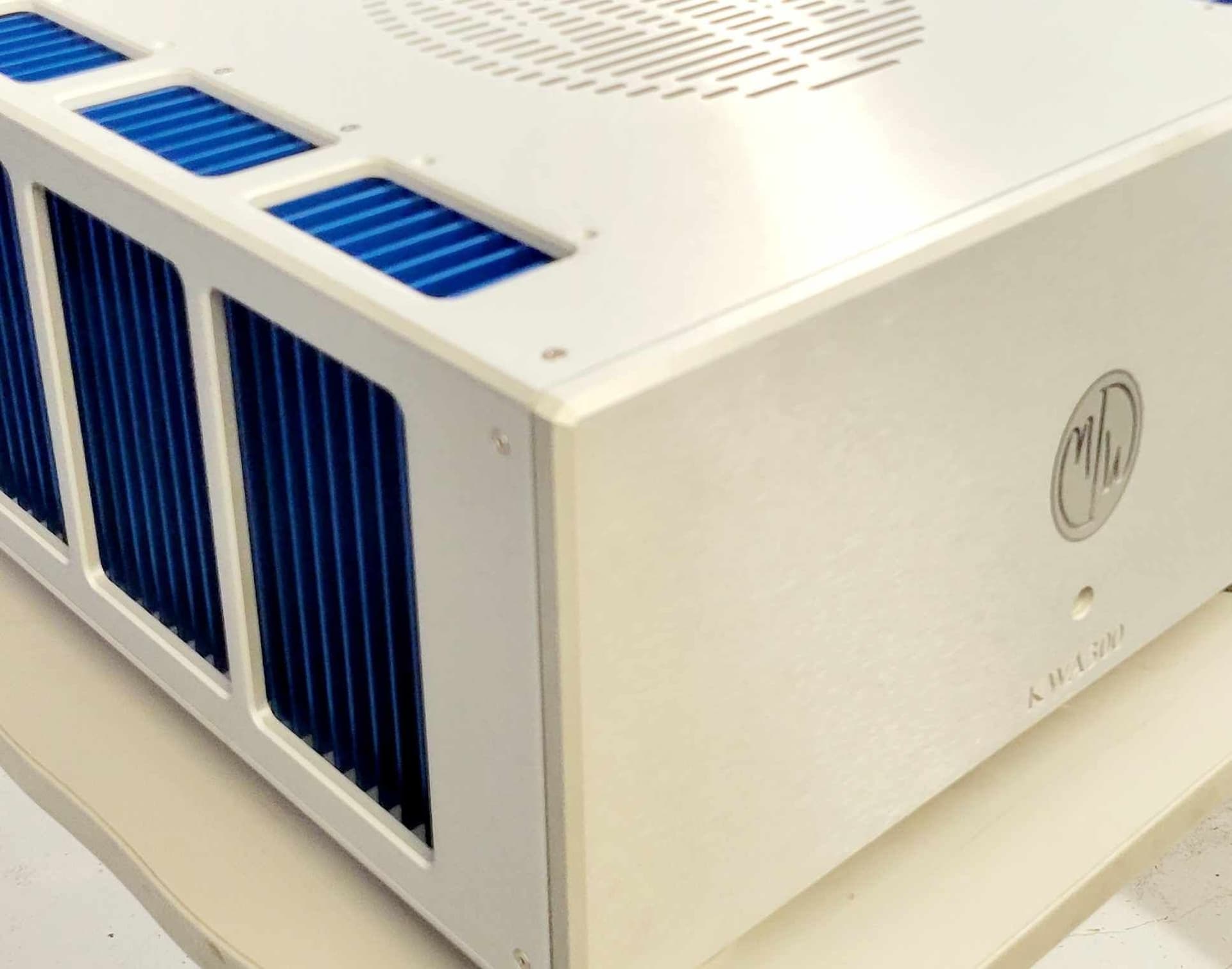 ModWright Instruments: Unveiling the KWA 300 Reference Amplifier