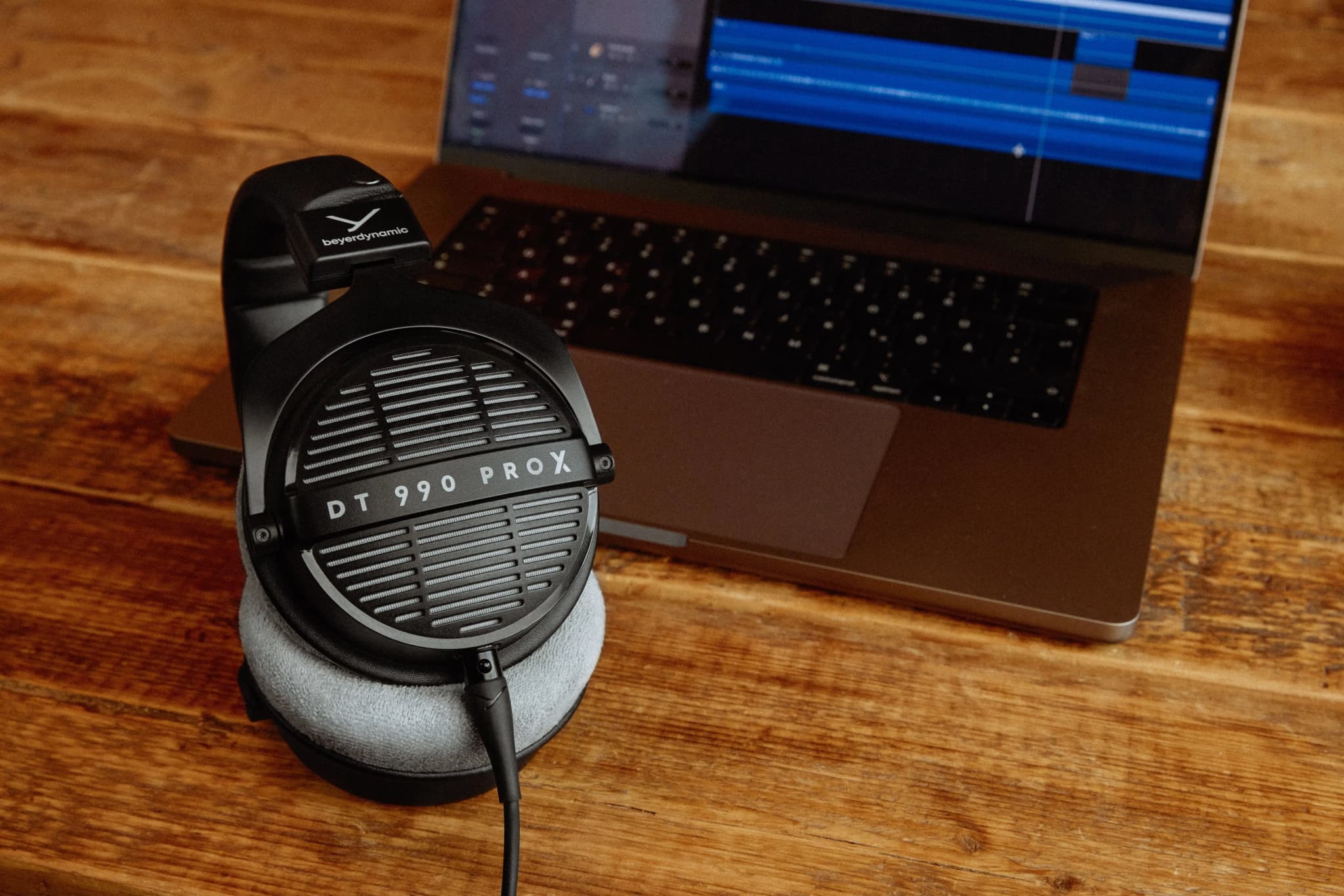 Beyerdynamic DT 990 Pro X: Modern Enhancements to a Studio Staple