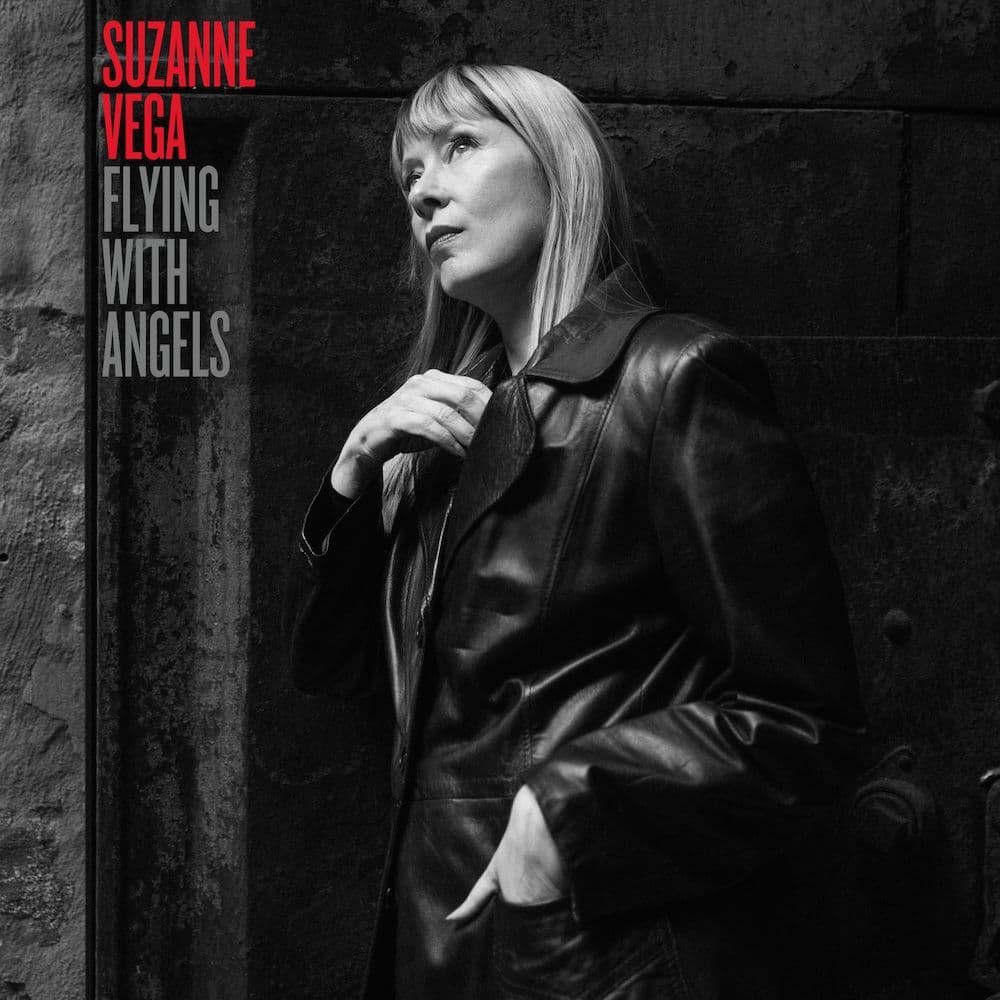 Suzanne Vega presenta el nuevo álbum 'Flying With Angels' con formatos exclusivos