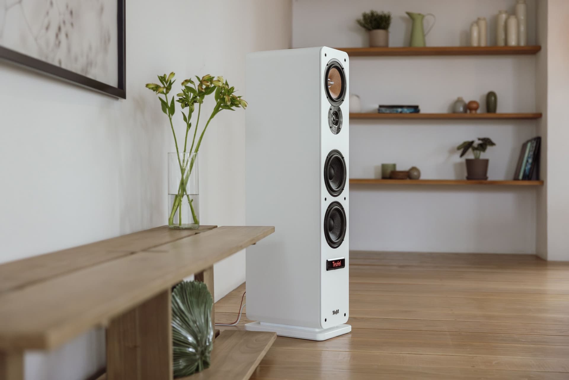 Teufel Unveils the Ultima 40 Aktiv 3: Elegant Updates at the Same Price Point