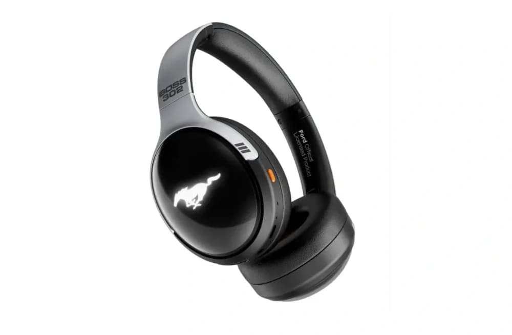 GoBoult Mustang Thunder: Premium Wireless Headphones with 40 mm Drivers and Long-Lasting Battery