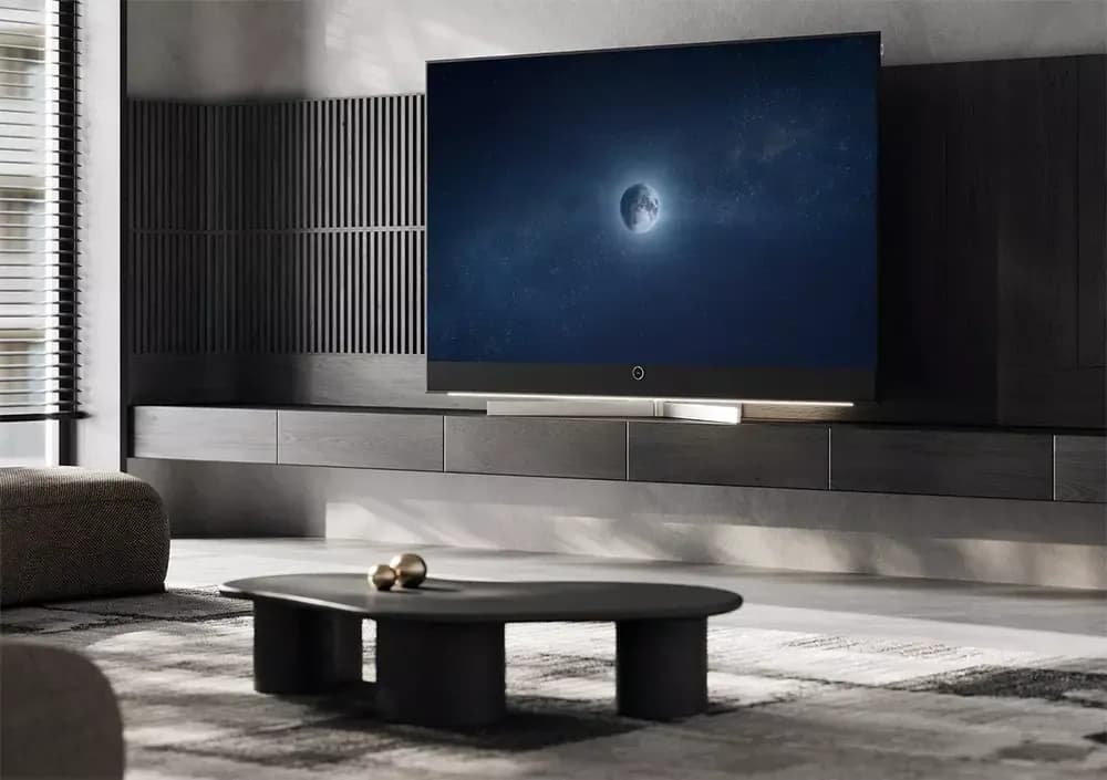 Loewe Alu Black Stellar TV Series Expanded with 77- and 83-Inch Models