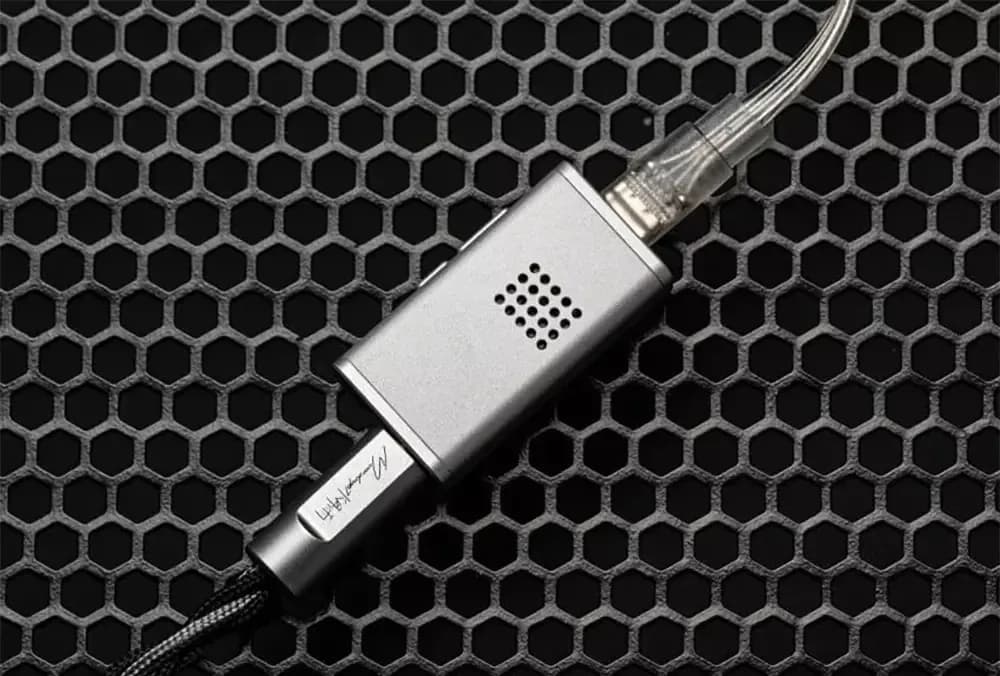 Moondrop Dawn Pro 2 Portable USB DAC and Headphone Amplifier Released