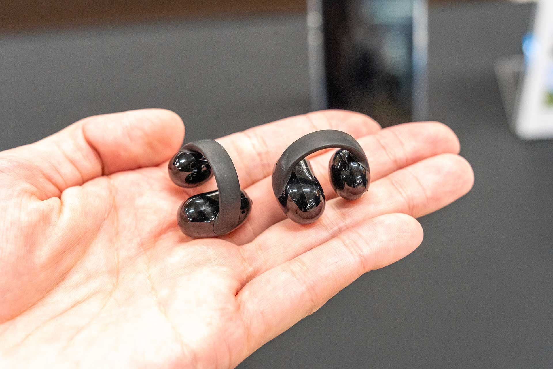 Anker Launches Soundcore C50i Ultra-Light Ear-Cuff True Wireless Earbuds and AeroFit 2 AI Assistant with Real-Time Translation
