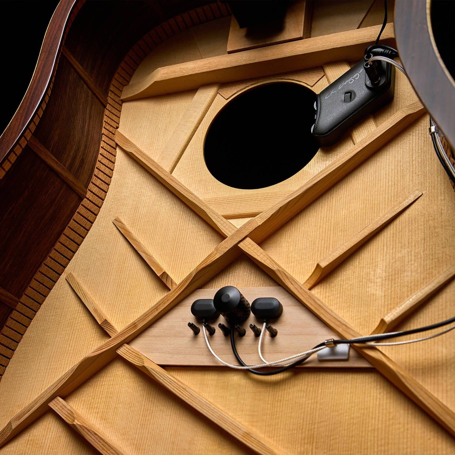 The HiFi Duet Bridges Tradition and Innovation in Sound