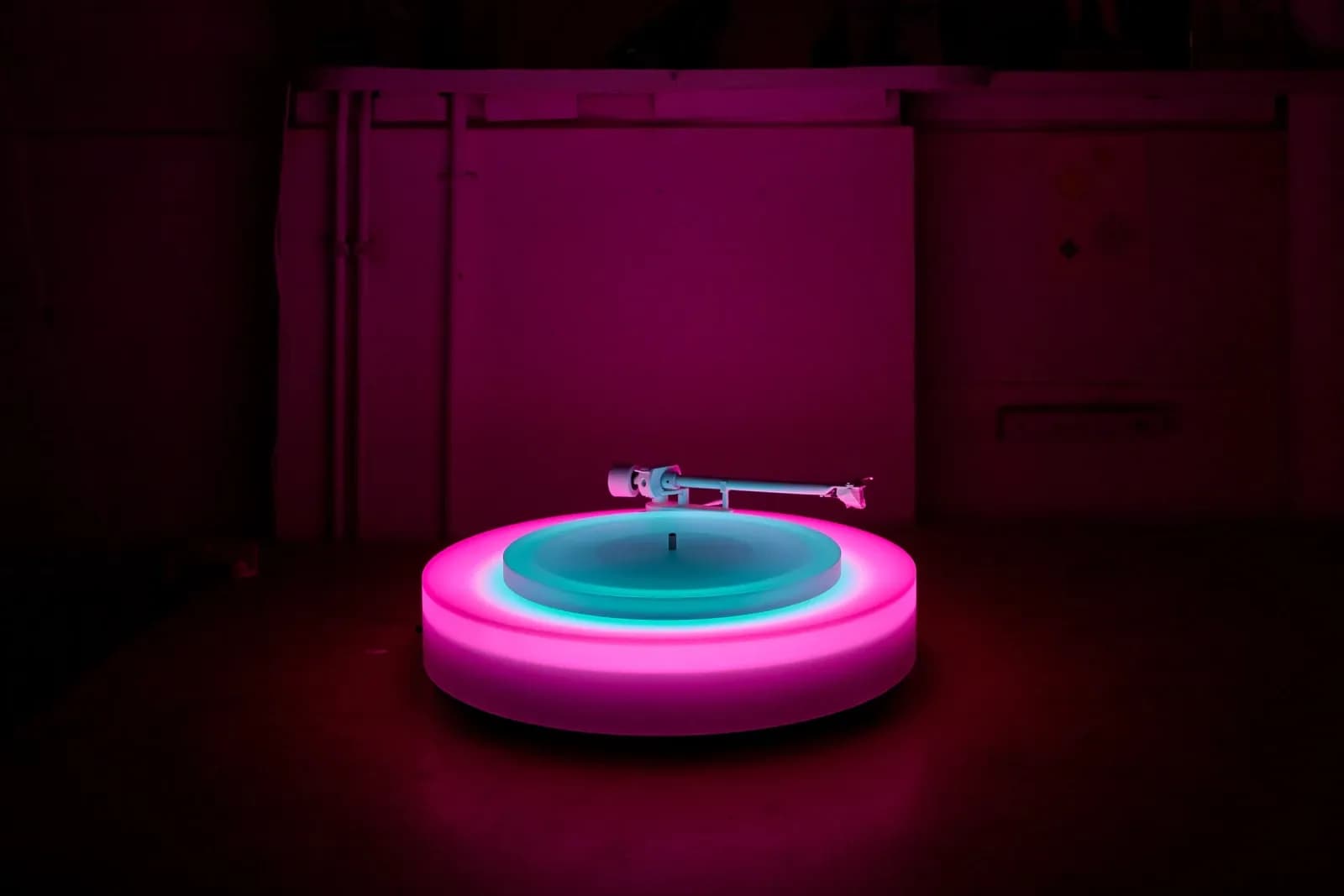 Brian Eno's £20,000 LED Turntable: A Visual Symphony That Changes Colors with Your Music