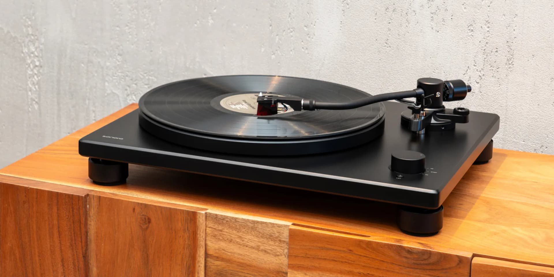 Sonoro Platinum Automatic EAS Turntable